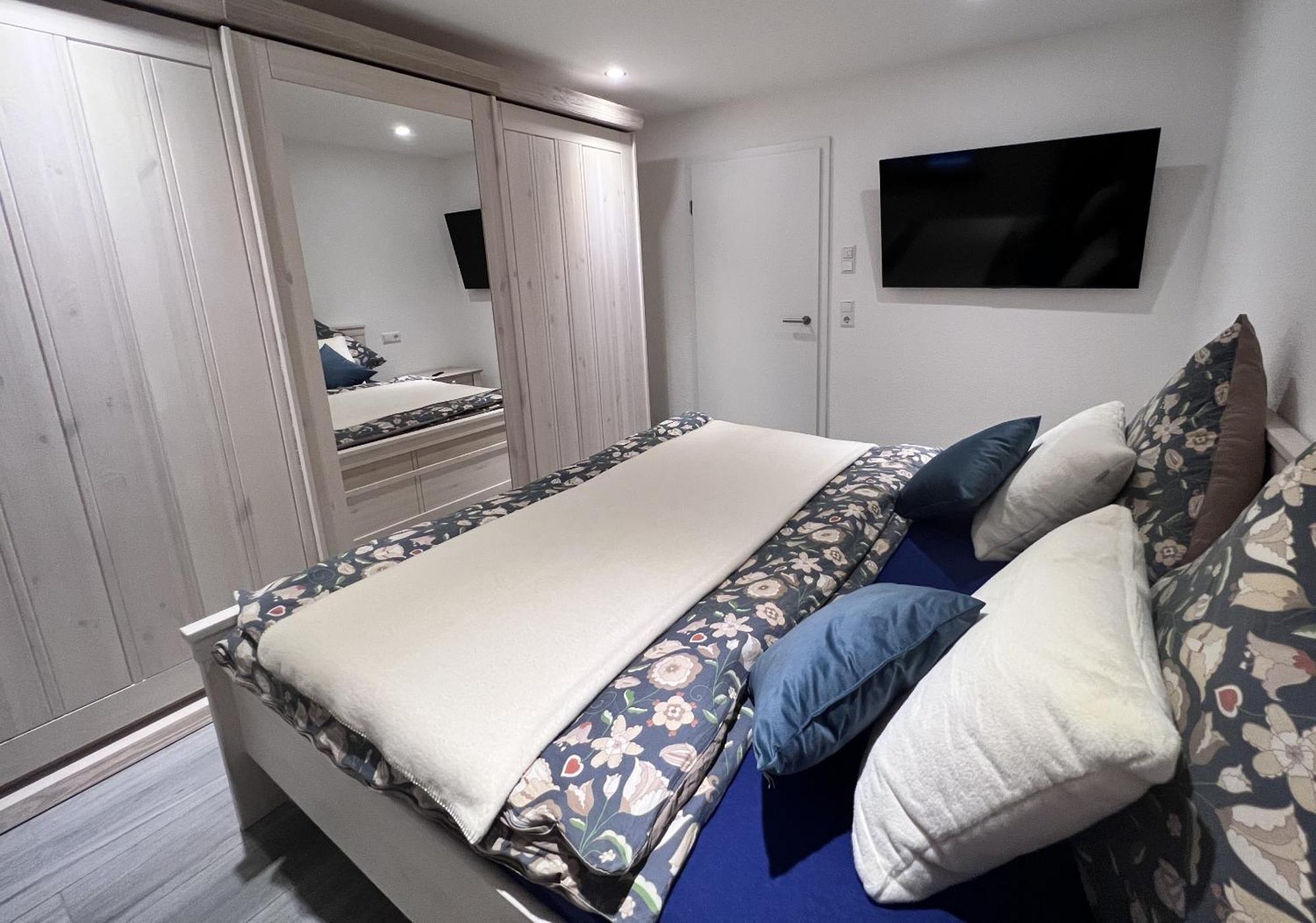 Ferienwohnung Bodenseesuite In 腓特烈港 客房 照片